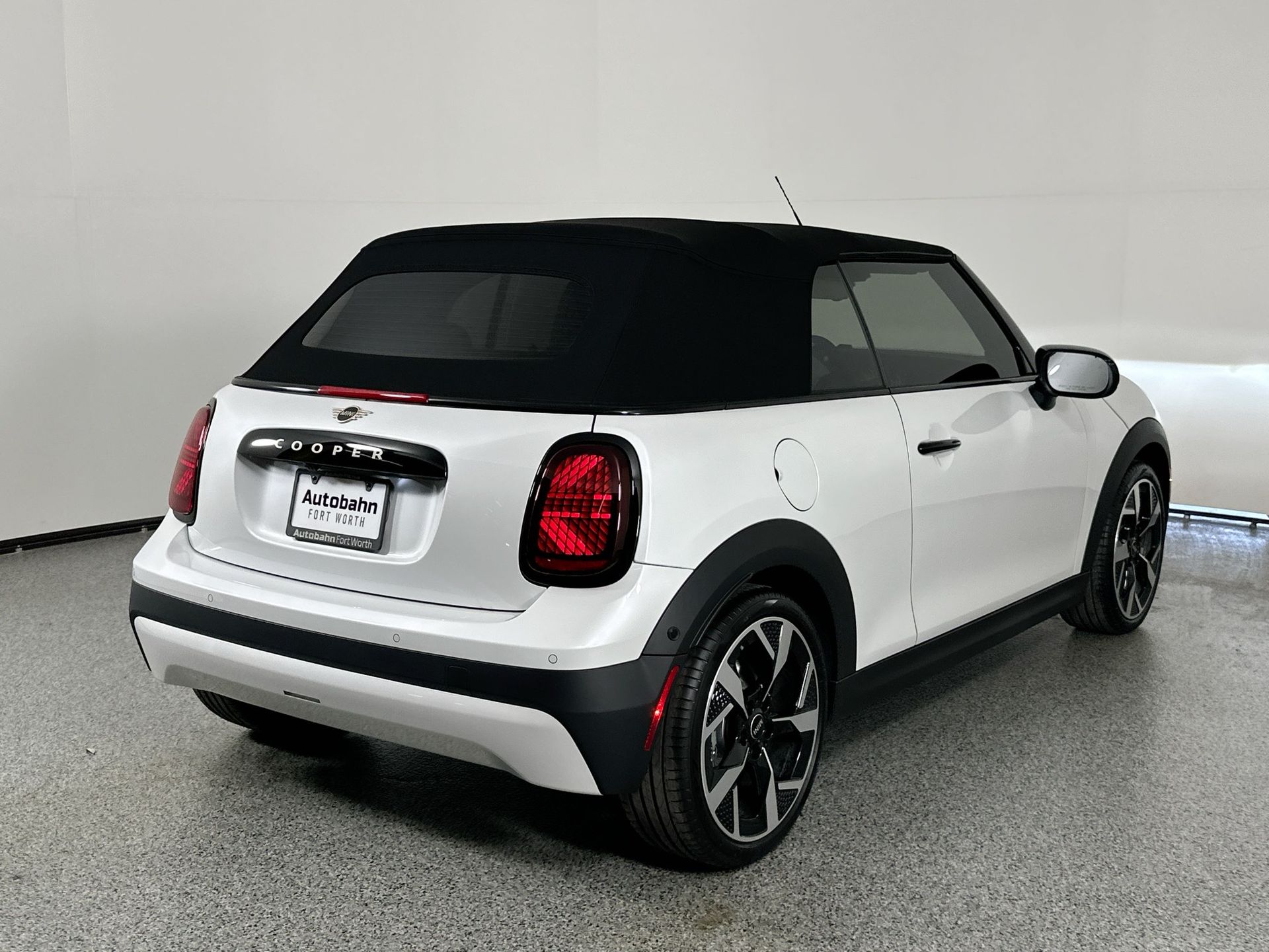 2026 Mini Cooper Convertible Signature photo 4