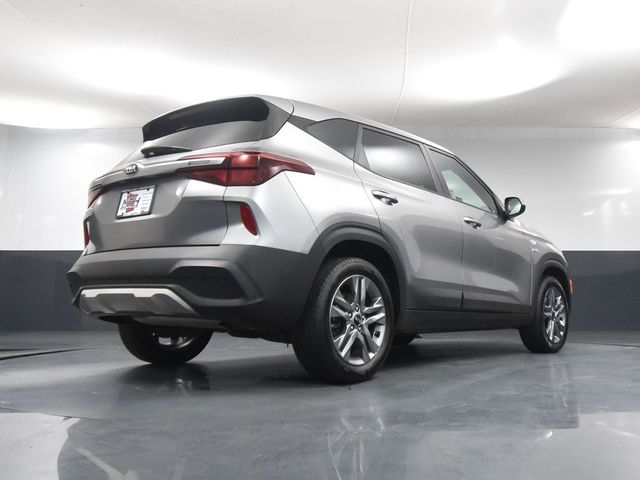 2021 Kia Seltos LX photo 40