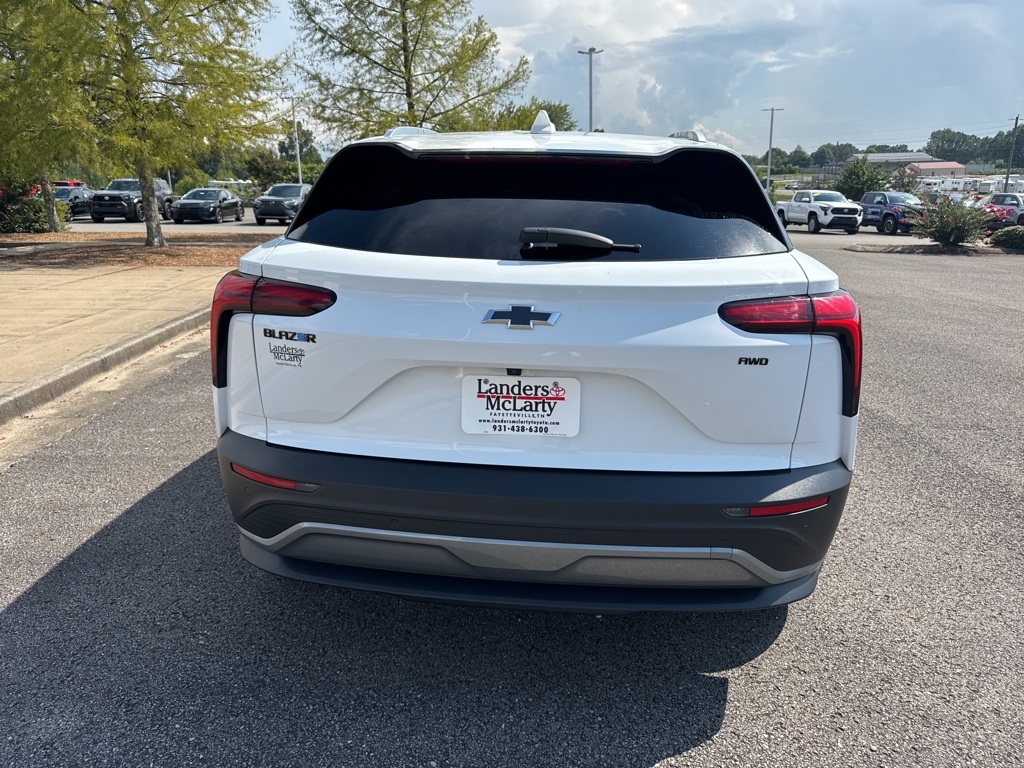 2024 Chevrolet Blazer EV photo 4