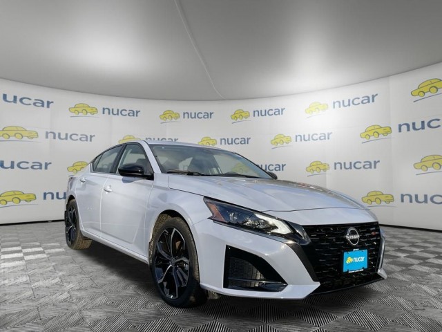 New 2025 Nissan Altima 2.5 SR