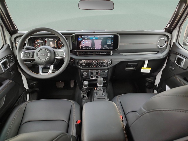 2024 Jeep Wrangler Sahara photo 7