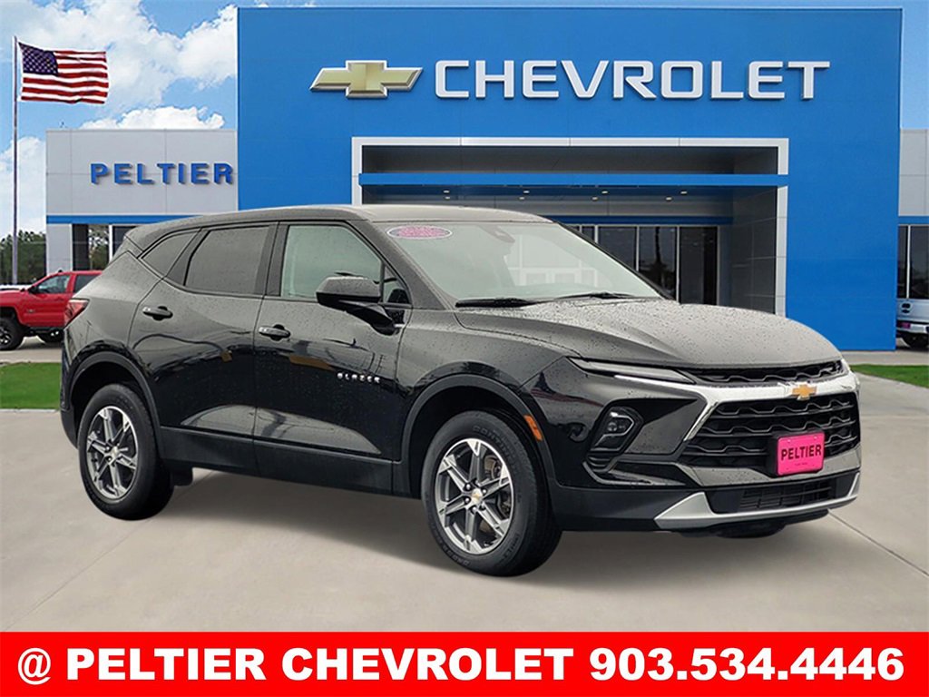 2023 Chevrolet Blazer 2LT's photo