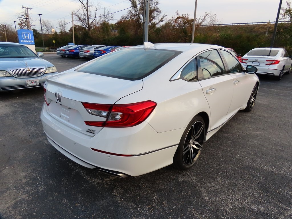PreOwned 2022 Honda Accord Touring 2.0T 4D Sedan in Kansas City 11080HP Jay Wolfe Toyota
