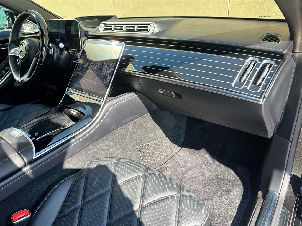 2024 Mercedes Benz S Maybach 680 4MATIC photo 18
