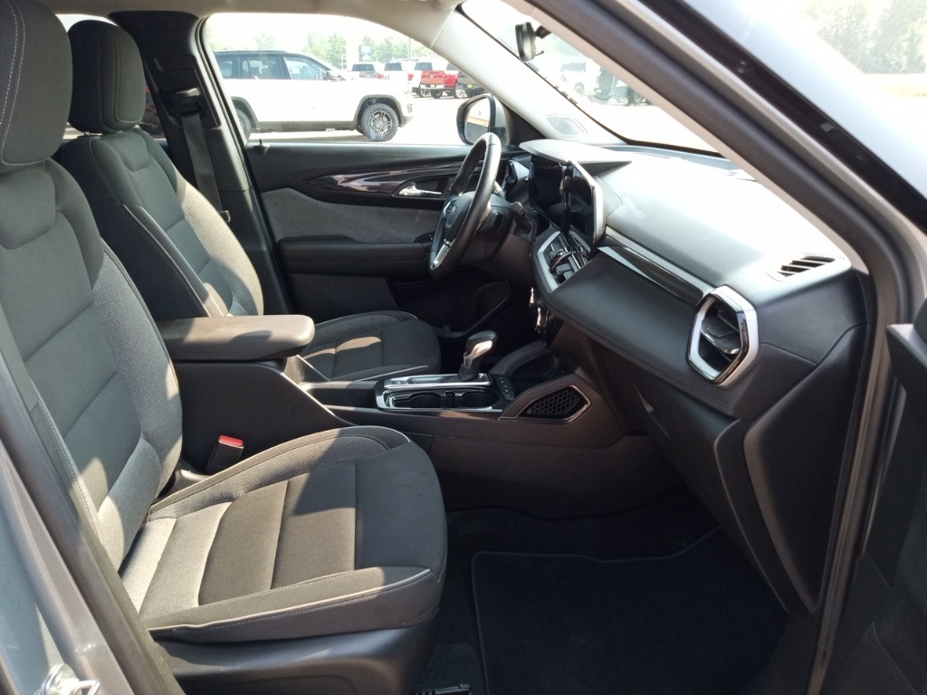 2024 Chevrolet Trailblazer LT photo 22
