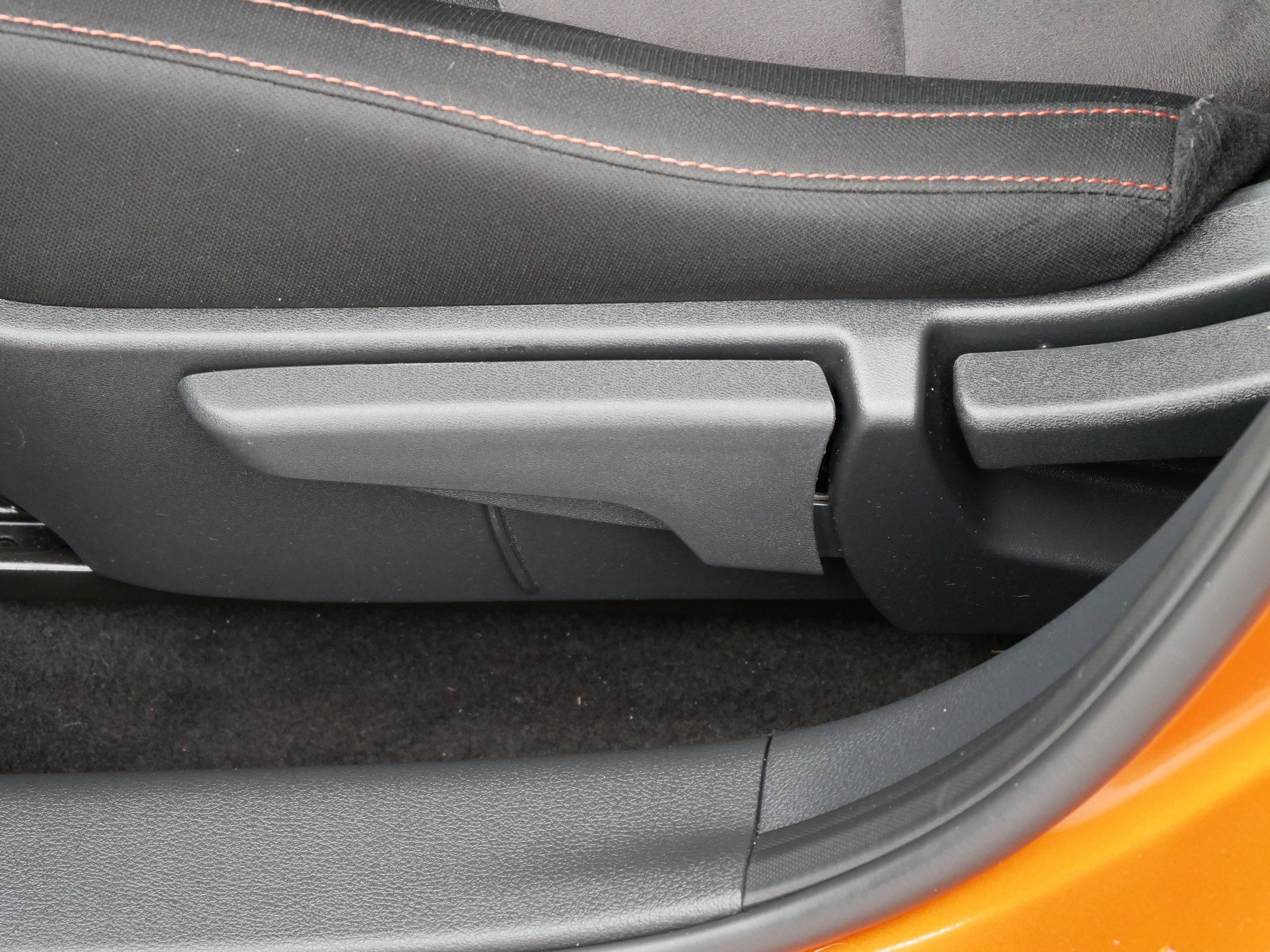 2024 Nissan Sentra SR photo 19