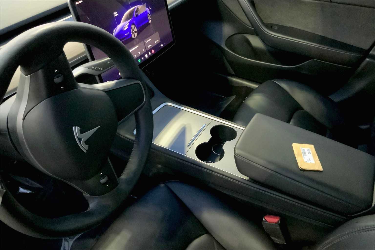 2023 Tesla Model 3 photo 14