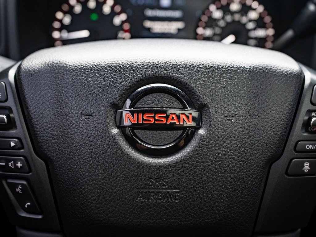 2021 Nissan Titan PRO-4X photo 28