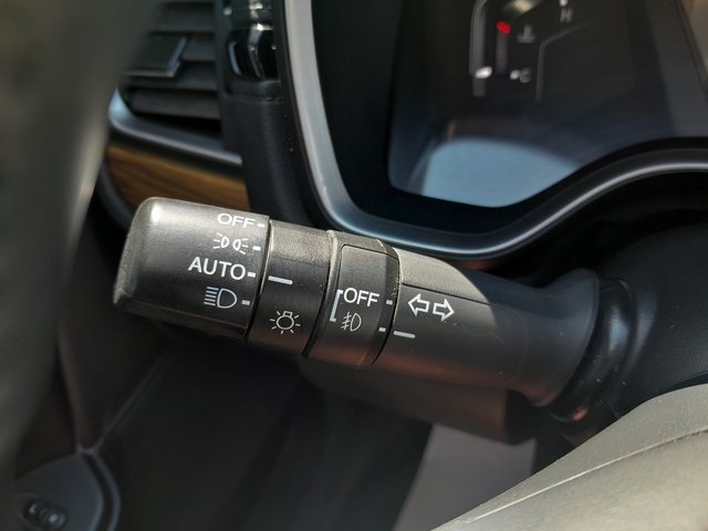 2018 Honda CR-V Touring photo 15