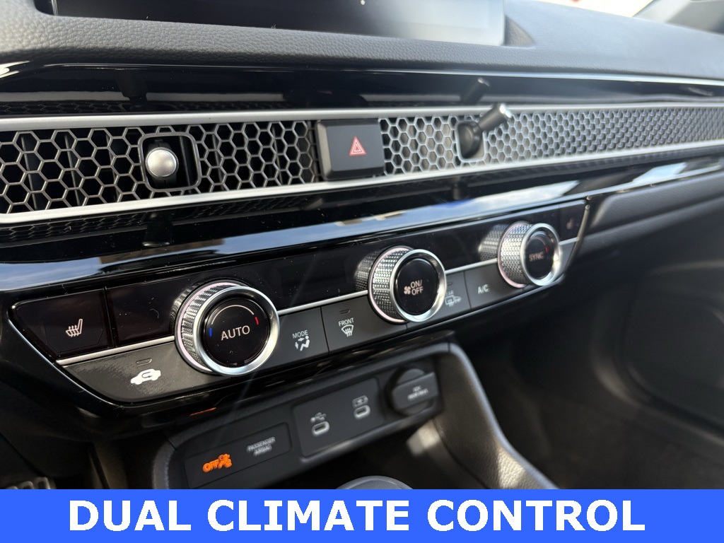 2026 Honda Civic Hybrid Sport Touring photo 4