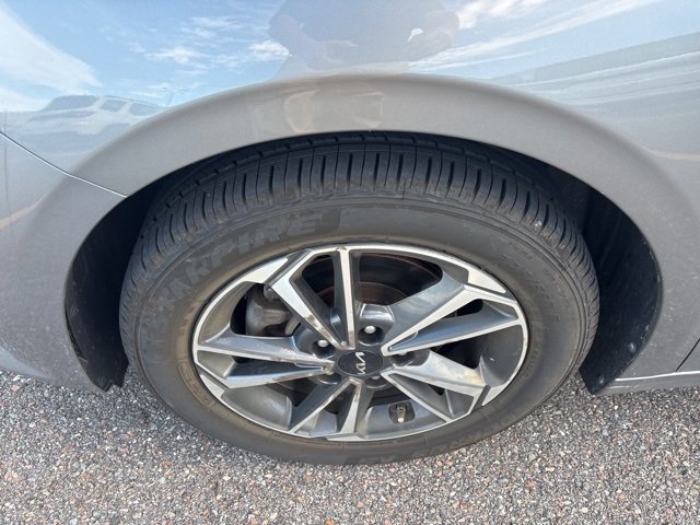 2022 Kia Forte FE LXS photo 6