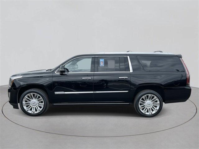2016 Cadillac Escalade ESV Platinum photo 3
