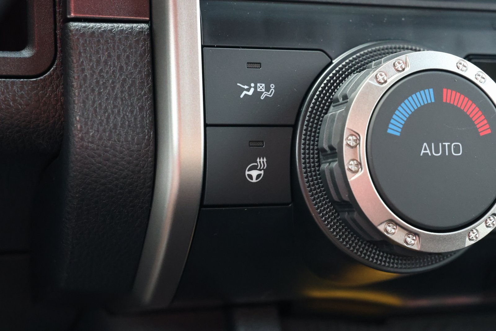 2025 Toyota 4Runner TRD Sport Premium photo 4