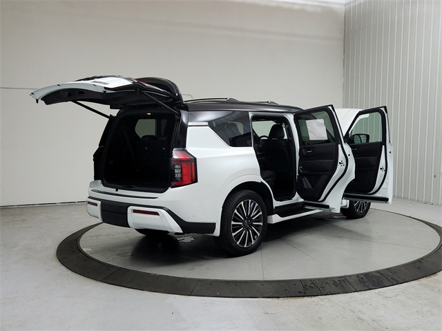 2026 Nissan Armada Platinum Reserve photo 10