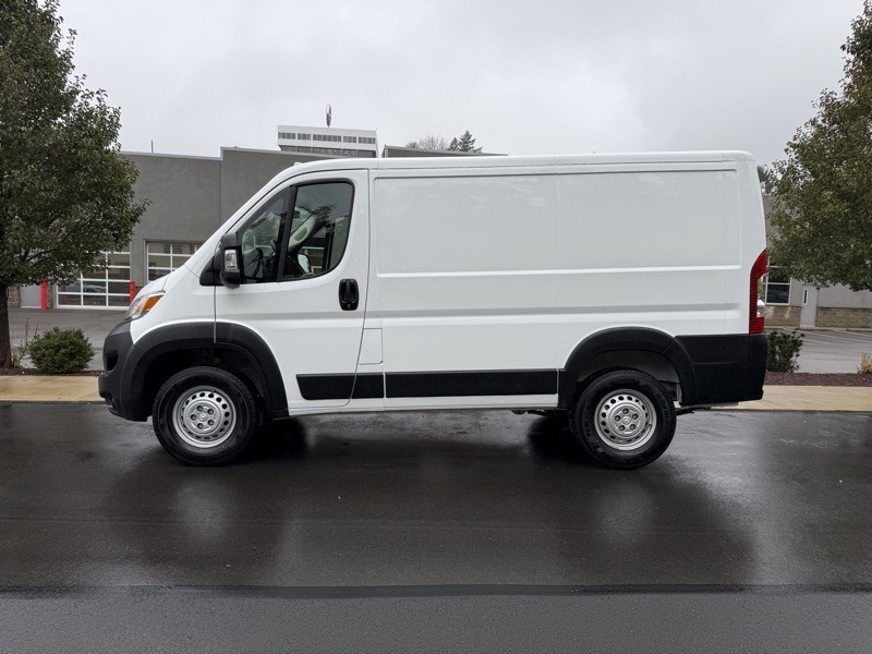 2026 Ram ProMaster 1500 Tradesman photo 3