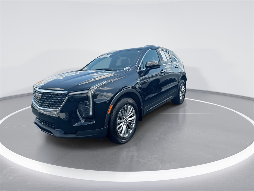 2024 Cadillac XT4 Premium Luxury photo 4