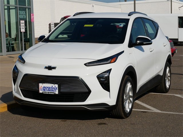 2023 Chevrolet Bolt EUV photo 2