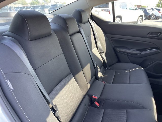 2023 Nissan Altima 2.5 SV photo 10