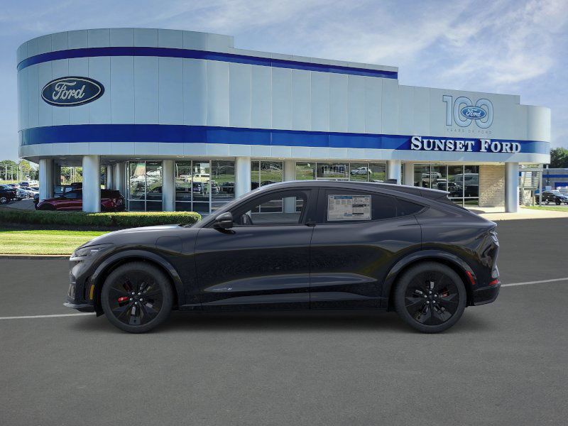2025 Ford Mustang Mach-E GT photo 3