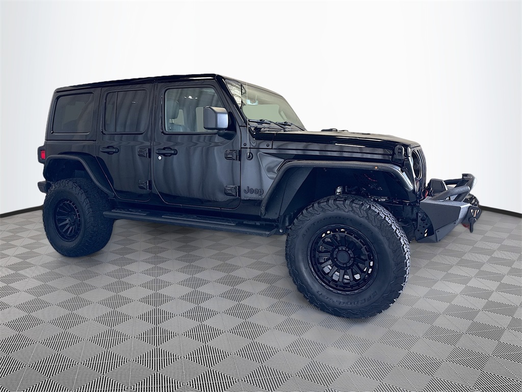 2021 Jeep Wrangler Unlimited Sahara Altitude photo 3