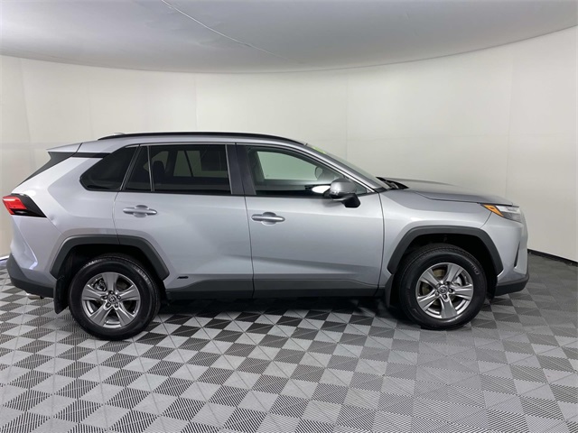 2024 Toyota RAV4 Hybrid LE photo 6