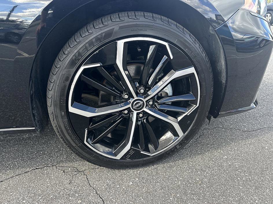 2024 Nissan Altima 2.5 SR photo 18