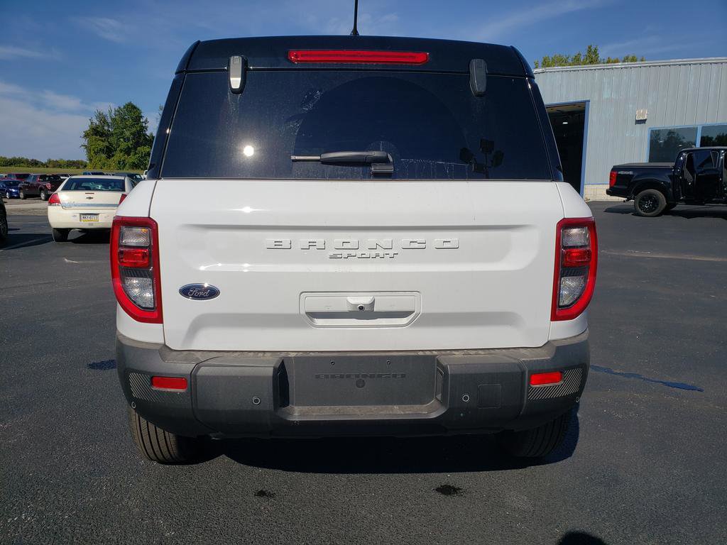 2025 Ford Bronco Sport Outer Banks photo 4