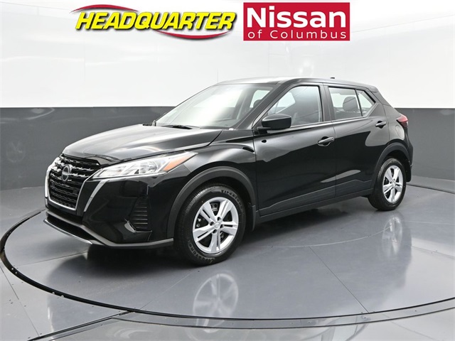 2025 Nissan KICKS PLAY Base's photo