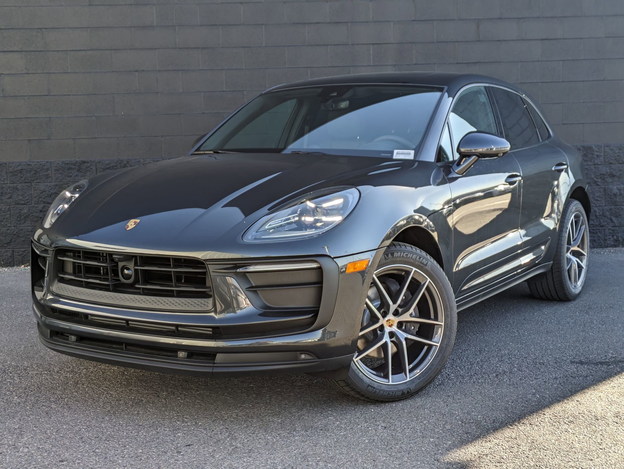 2025 Porsche Macan