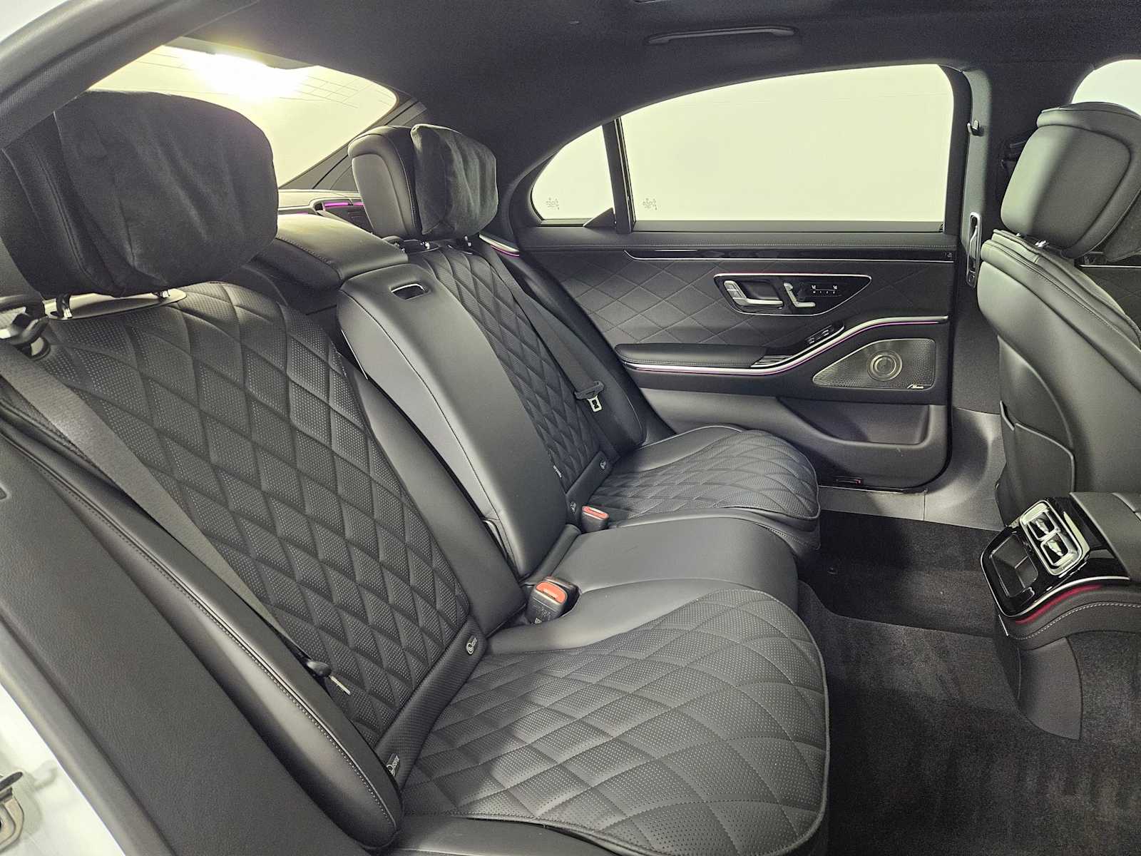 2025 Mercedes Benz S 580e 4MATIC photo 18