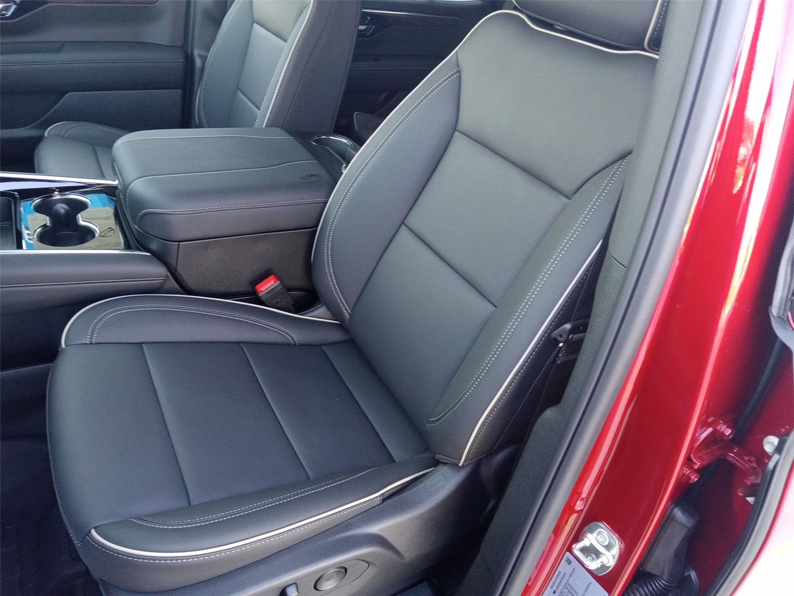 2026 Chevrolet Tahoe Premier photo 9