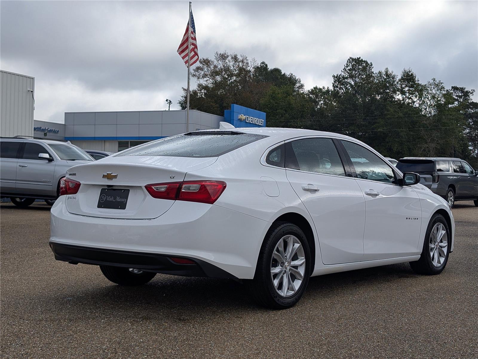 2023 Chevrolet Malibu 1LT photo 4