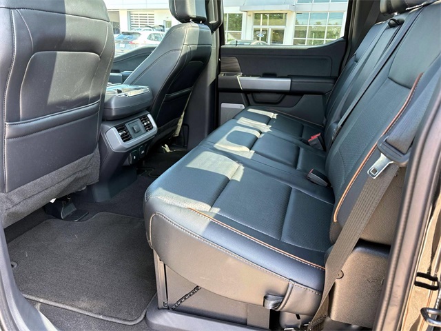 2024 Ford F-150 Lariat photo 11