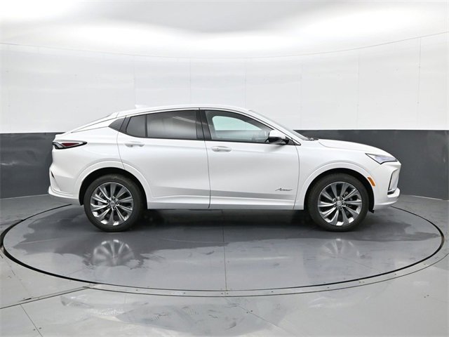 2026 Buick Envista Avenir photo 3