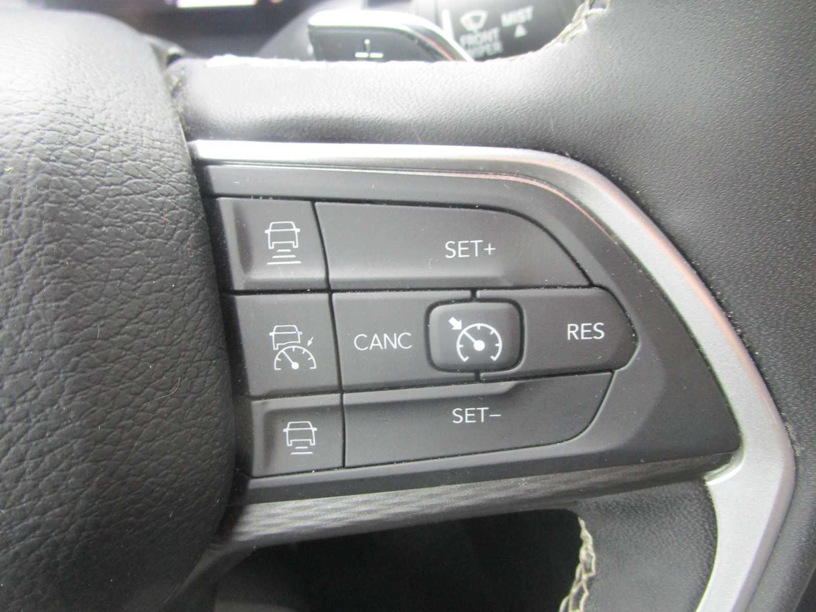 2024 Jeep Grand Cherokee Laredo photo 25