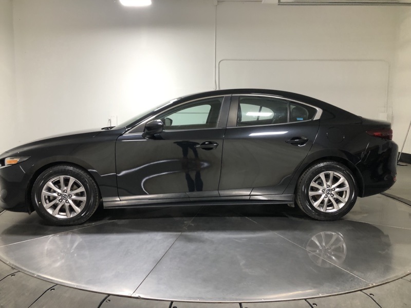 2019 Mazda Mazda3 Base photo 4