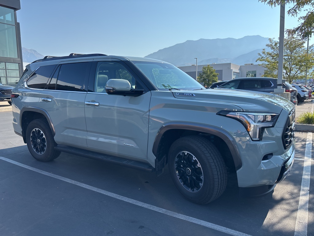 2023 Toyota Sequoia TRD Pro photo 2