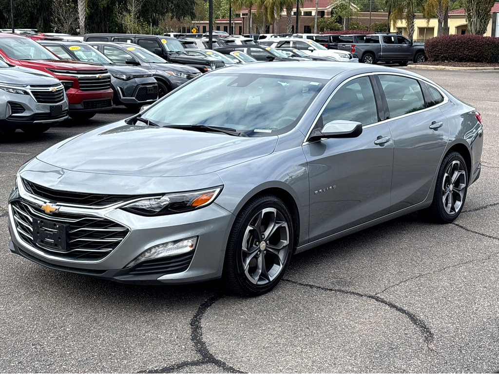 2023 Chevrolet Malibu 1LT photo 3