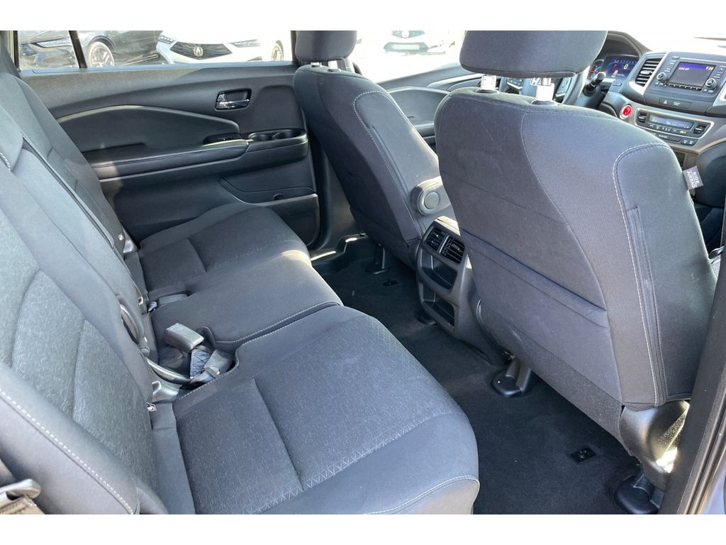 2019 Honda Passport Sport photo 17