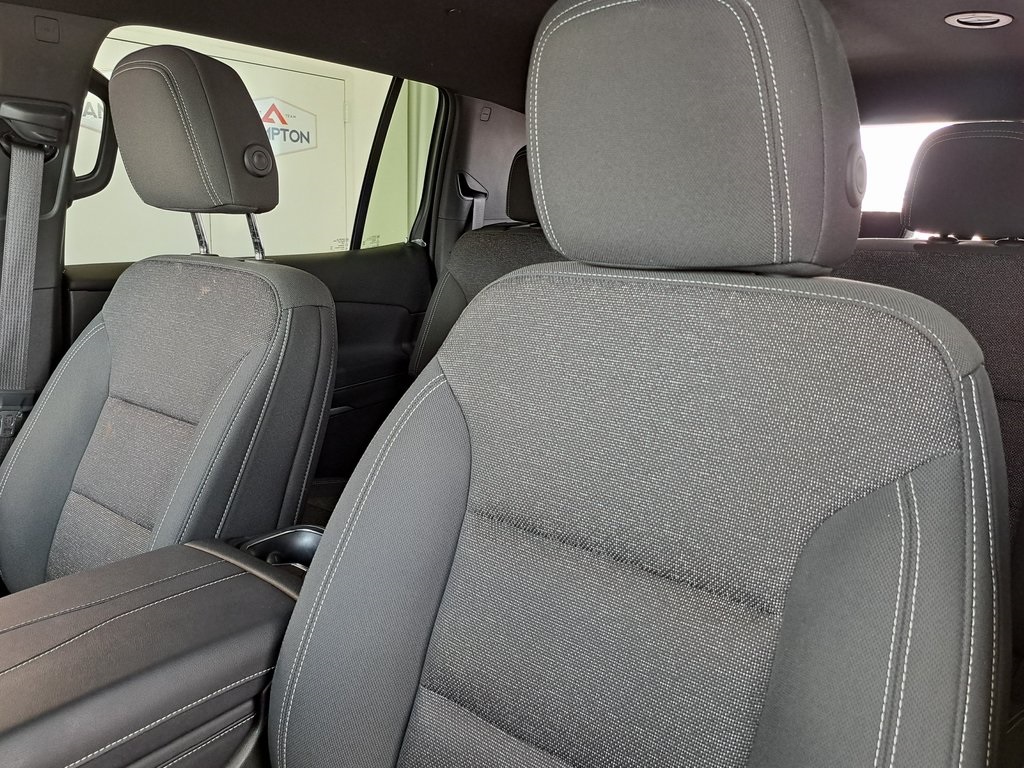 2025 Chevrolet Traverse photo 23