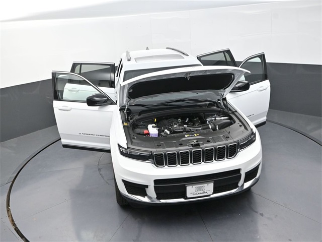 2025 Jeep Grand Cherokee Laredo X photo 25