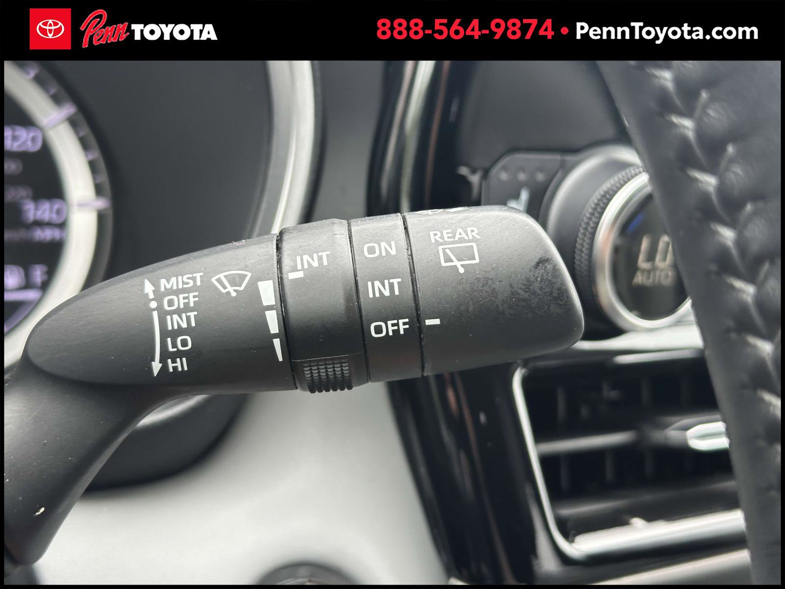 2022 Toyota Highlander XLE photo 24