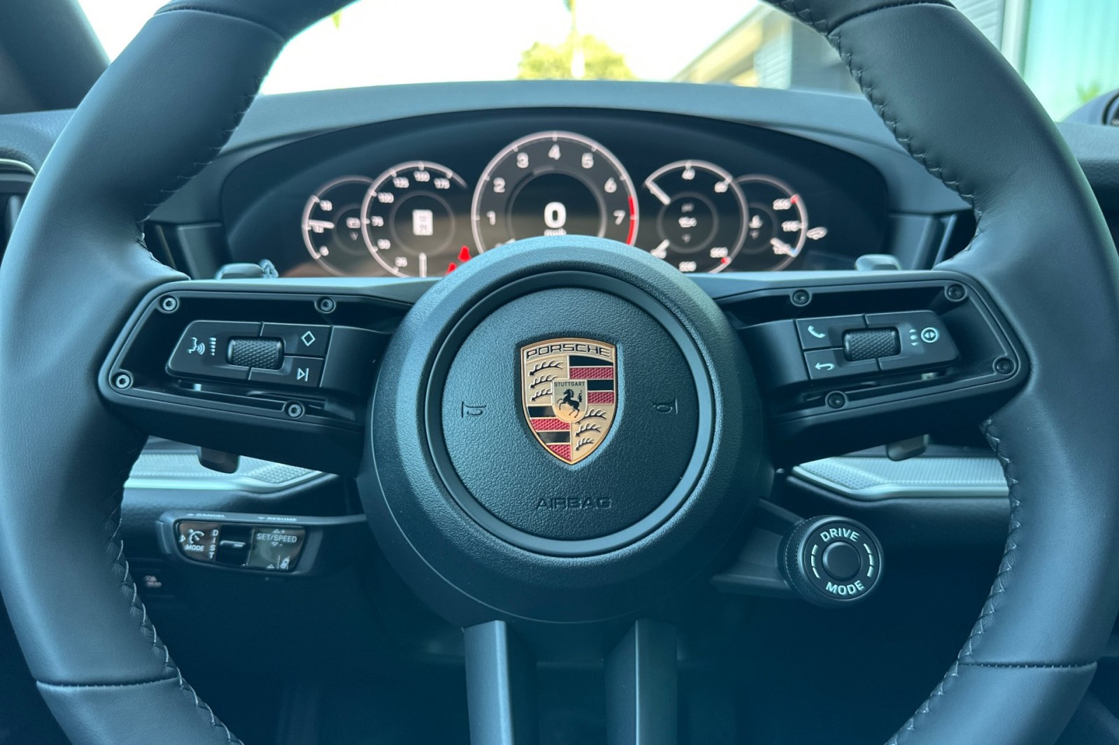 2026 Porsche Cayenne E-Hybrid Coupe photo 23