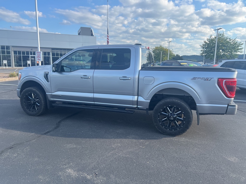 2021 Ford F-150 XLT photo 12