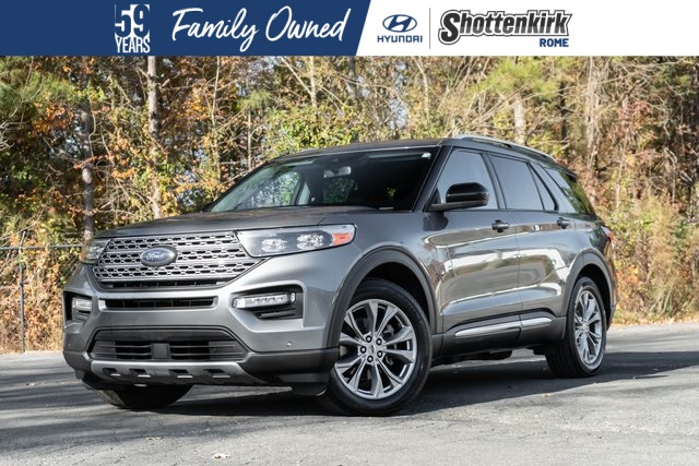 2024 Ford Explorer Limited's photo