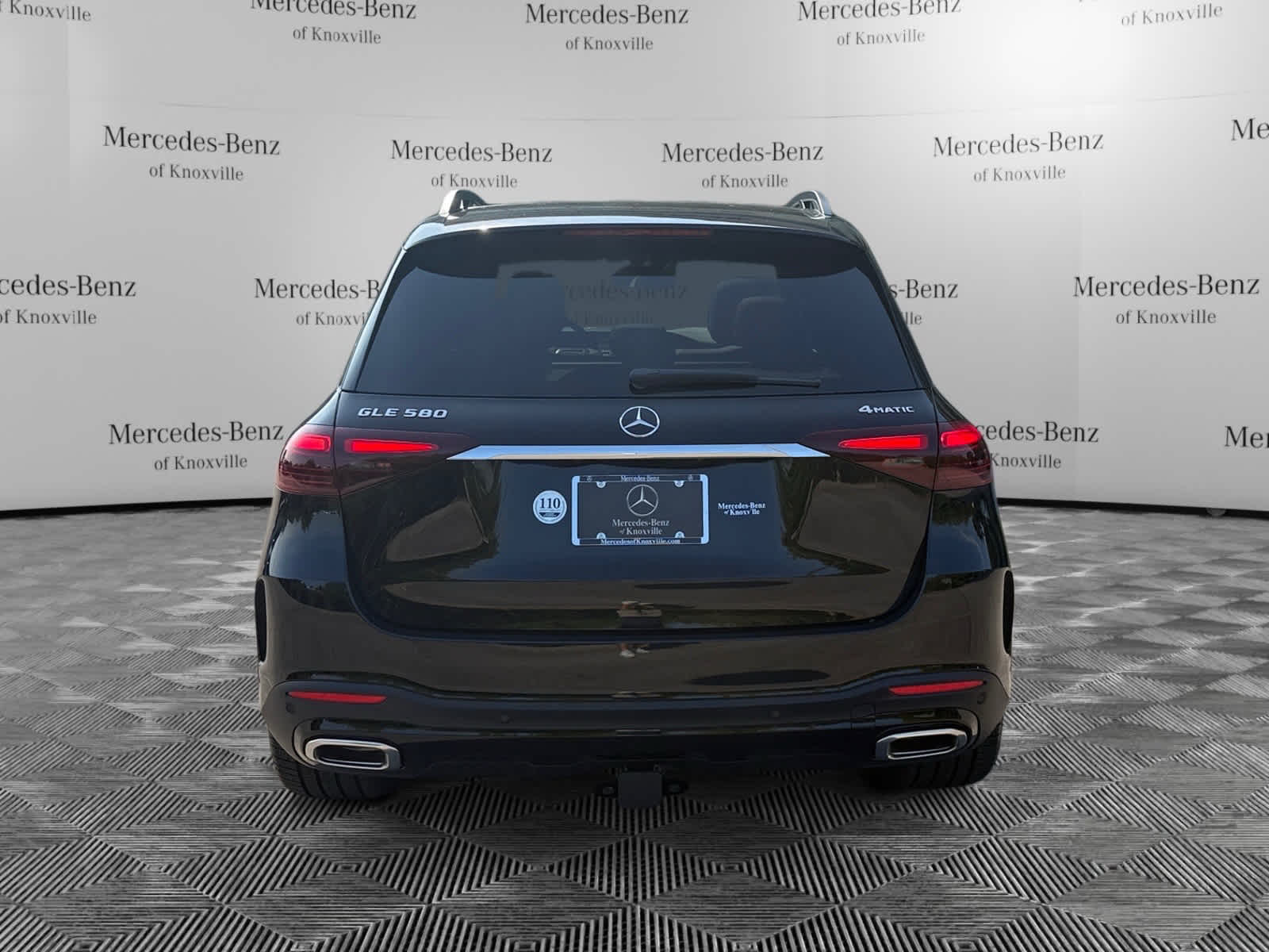 2026 Mercedes Benz GLE 580 4MATIC photo 3