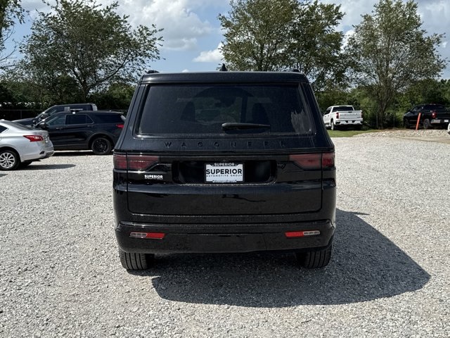 2024 Jeep Wagoneer Series II photo 4