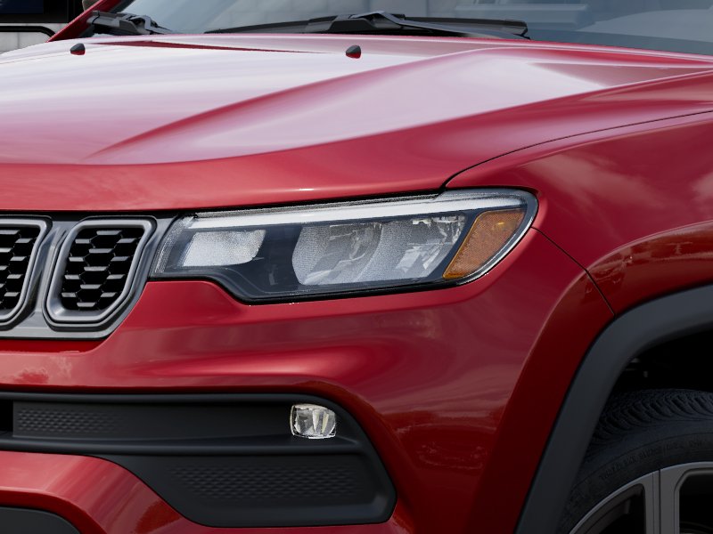 2026 Jeep Compass Latitude Altitude photo 3