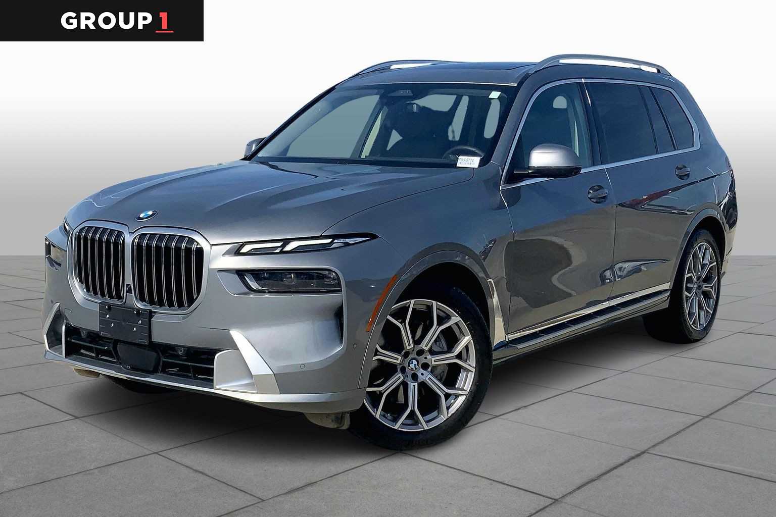 2024 BMW X7 40i's photo