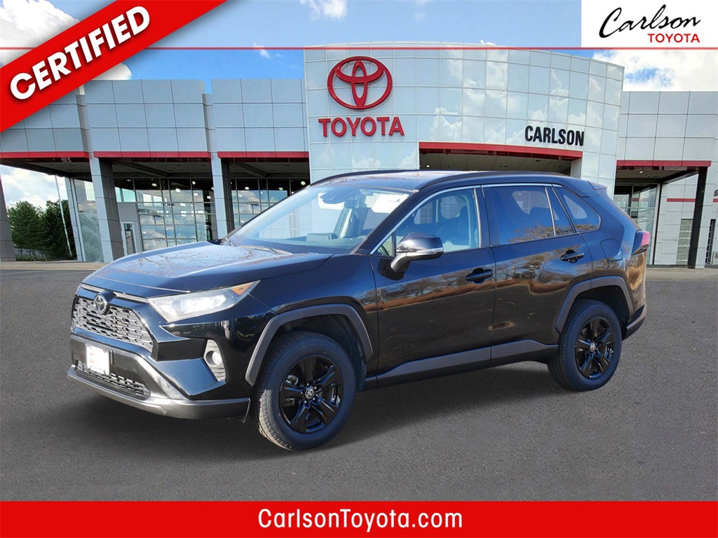 2021 Toyota RAV4 XLE's photo